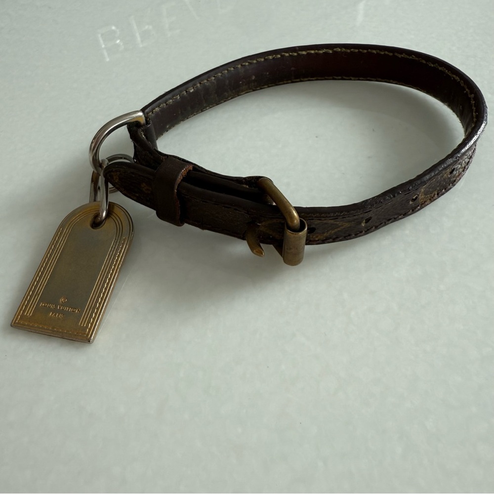 Louis Vuitton Leather Small Dog Collar with Gold Tag - Picture 2 of 3